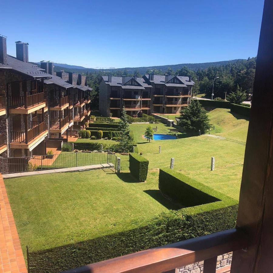 Panoramic Residencia Pista Llarga Apartment Alp Exterior photo